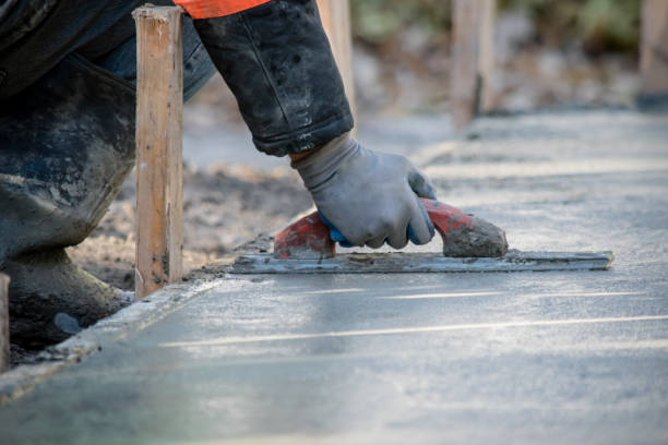 Best Decorative Concrete Services  in Mccom, MS